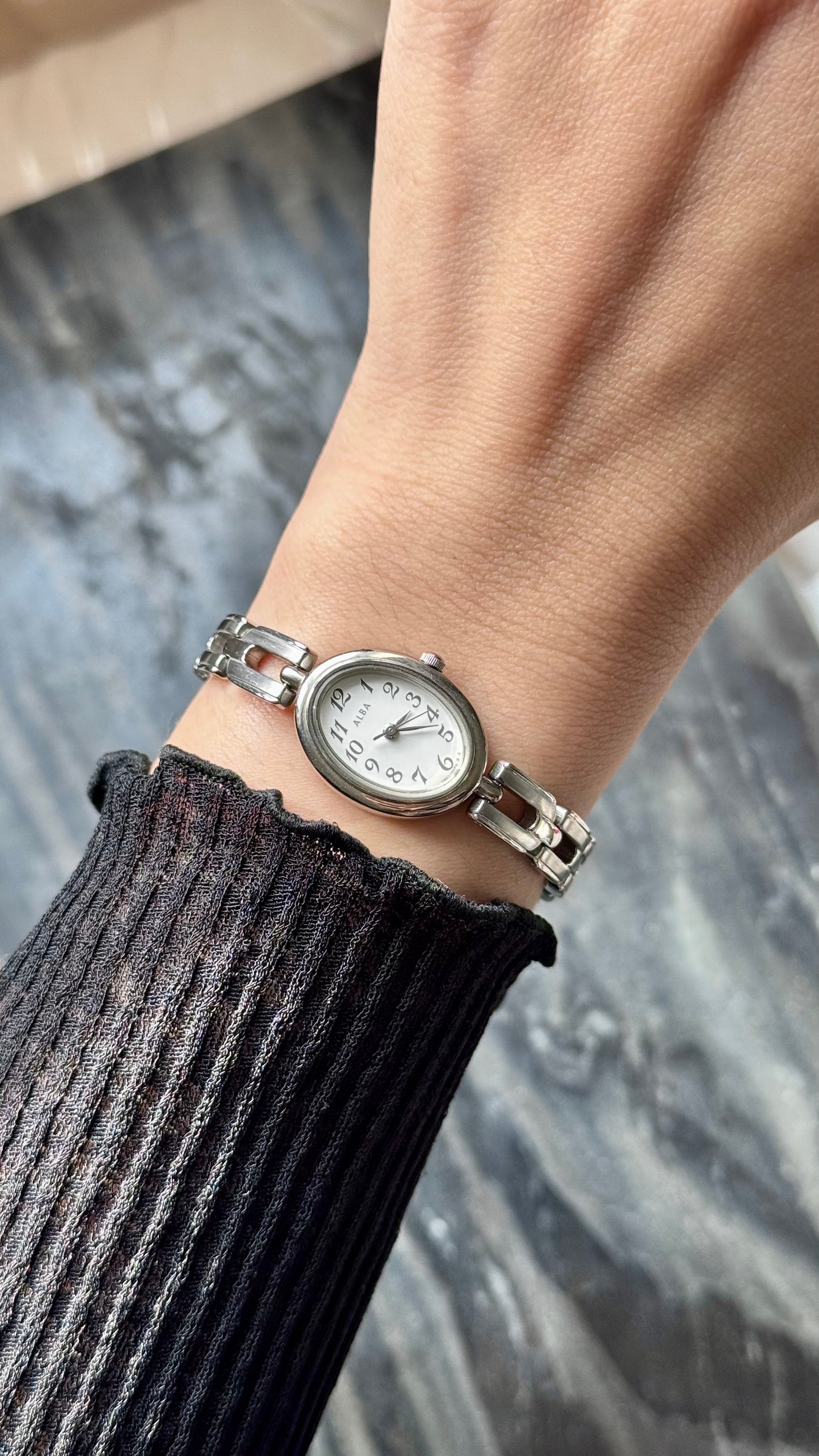 Seiko Alba vintage watch 1990s