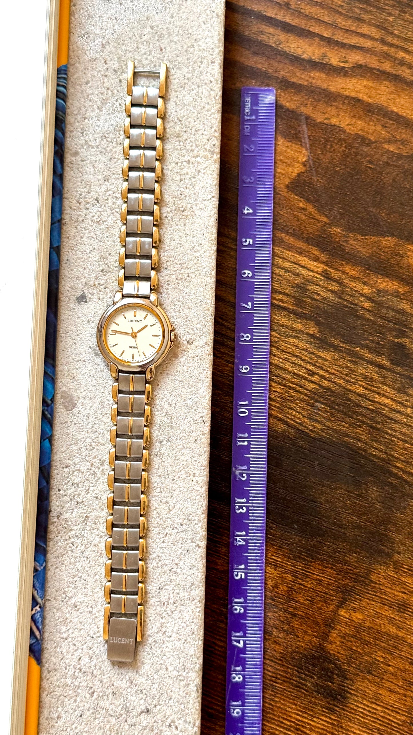 Classic 1996 Seiko Lucent Vintage Watch - Gold Plated, near mint condition