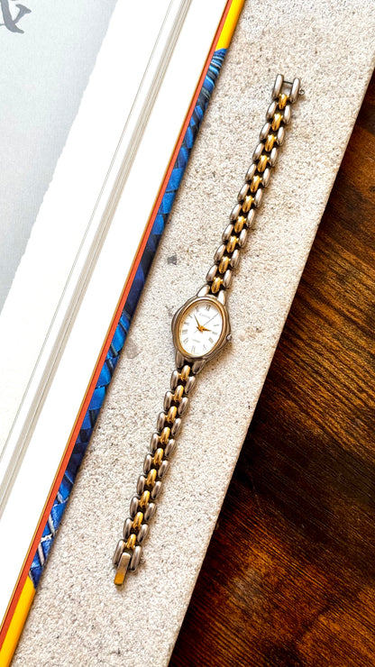 Citizen Cletia 1990s Vintage watch - Oval dial
