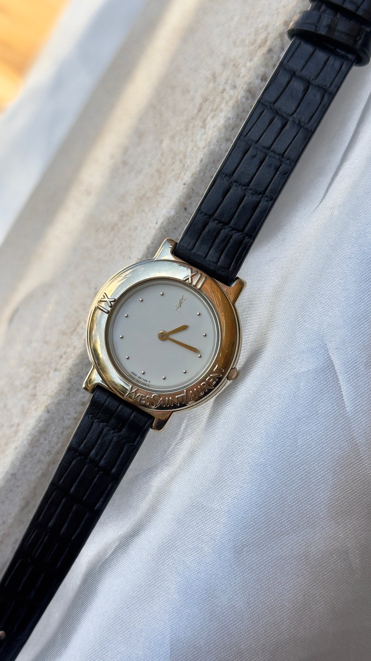 Yves Saint Laurent vintage watch (YSL) 1990 - Bespoke genuine leather