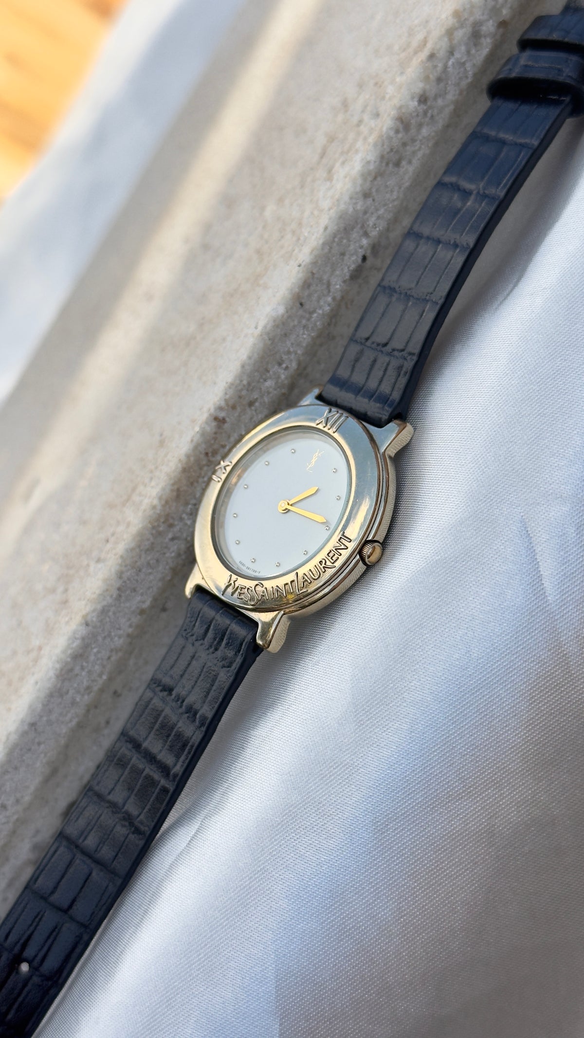 Yves Saint Laurent vintage watch (YSL) 1990 - Bespoke genuine leather