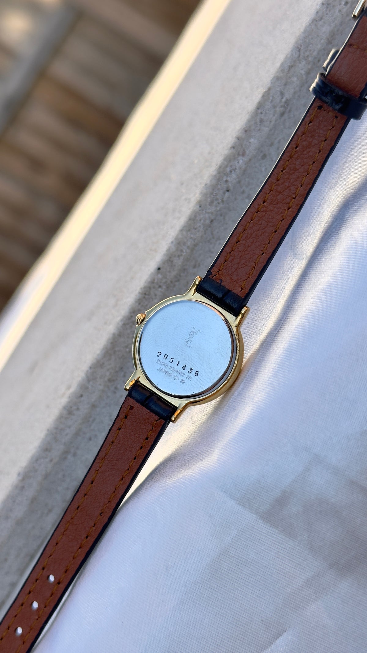 Yves Saint Laurent vintage watch (YSL) 1992 - Bespoke genuine leather