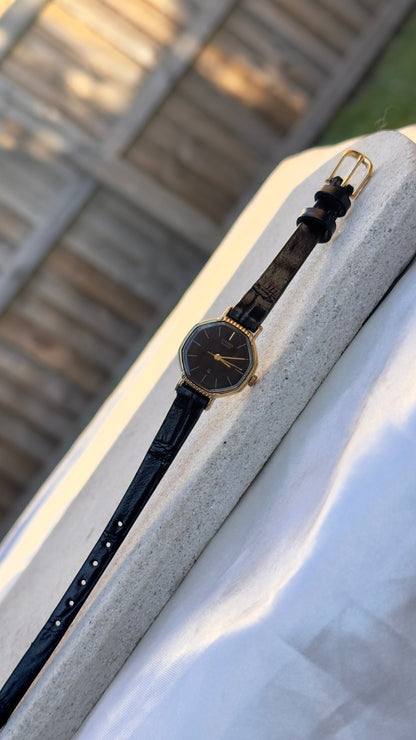 Citizen CQ Vintage Watch 1981 - Near mint - Bespoke leather