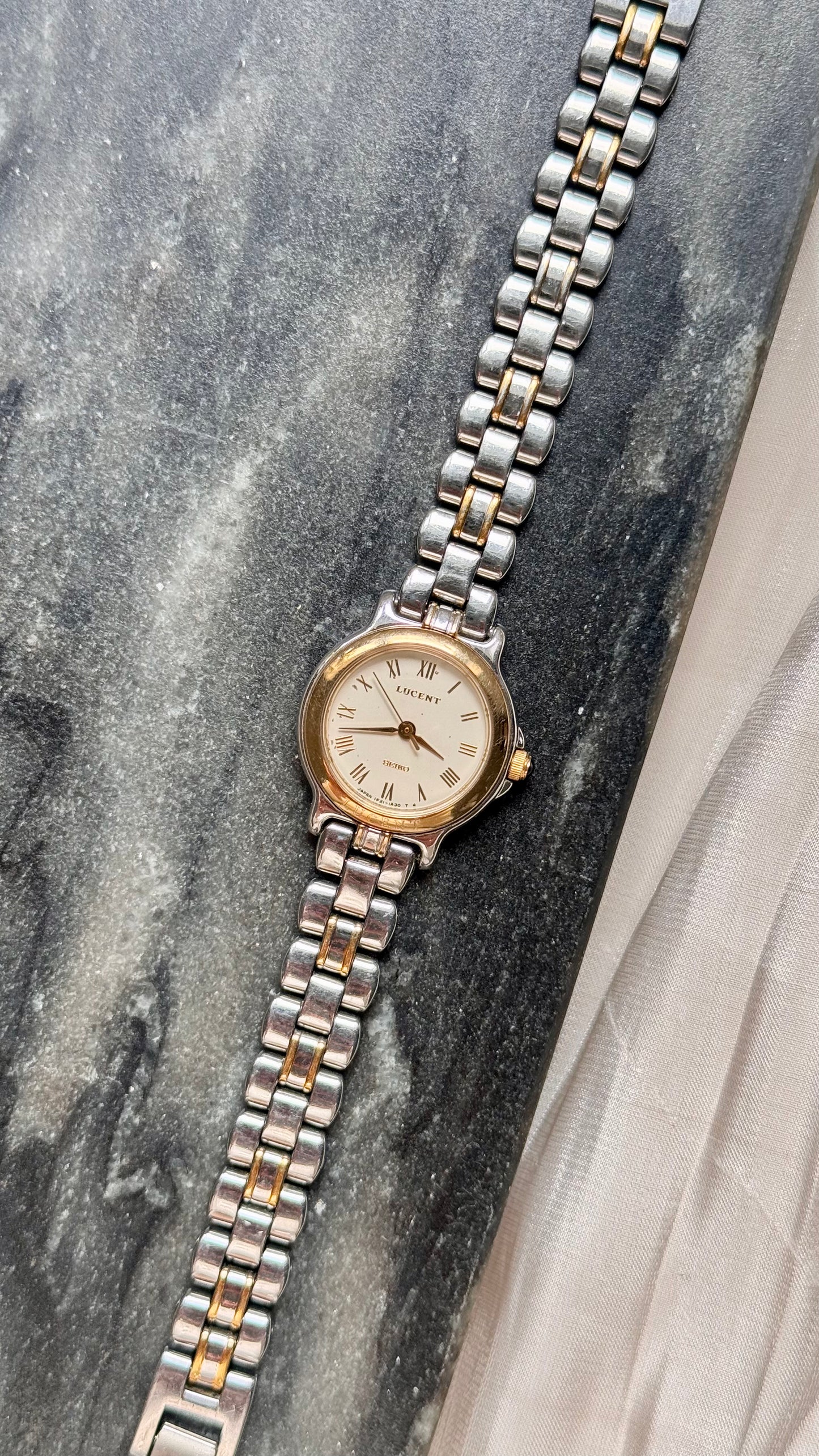Seiko Lucent 1990s Vintage Watch