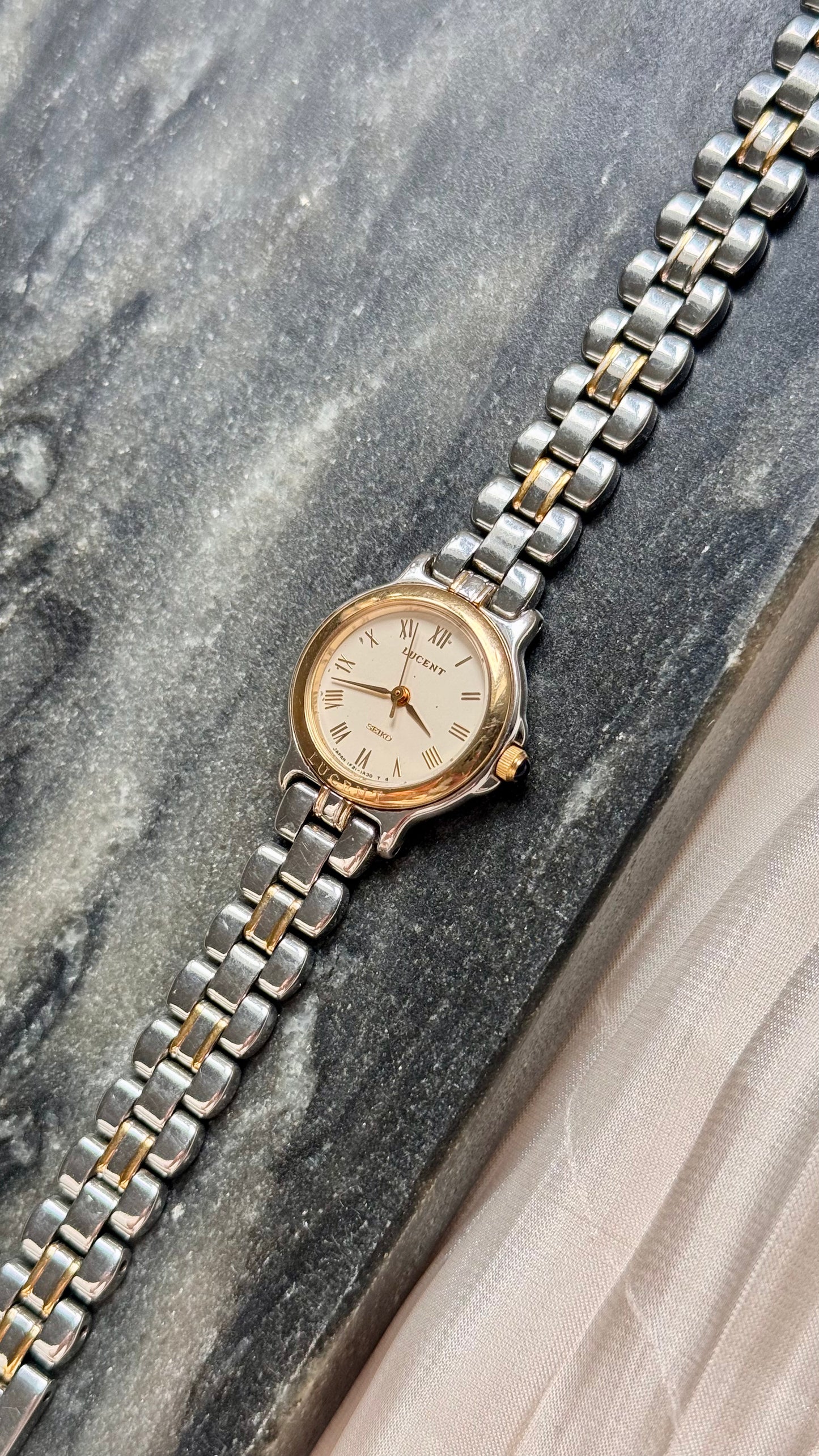 Seiko Lucent 1990s Vintage Watch