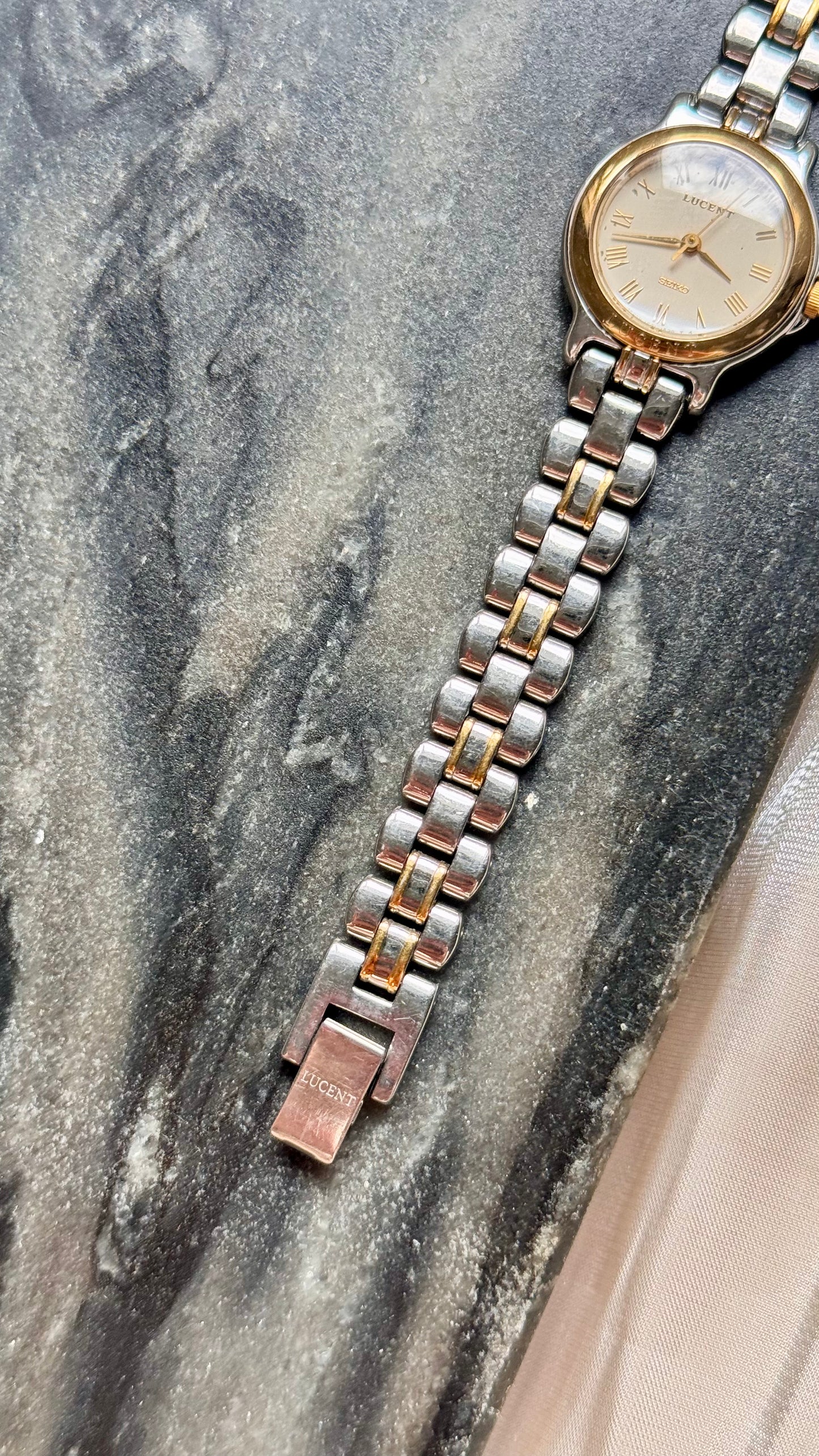 Seiko Lucent 1990s Vintage Watch