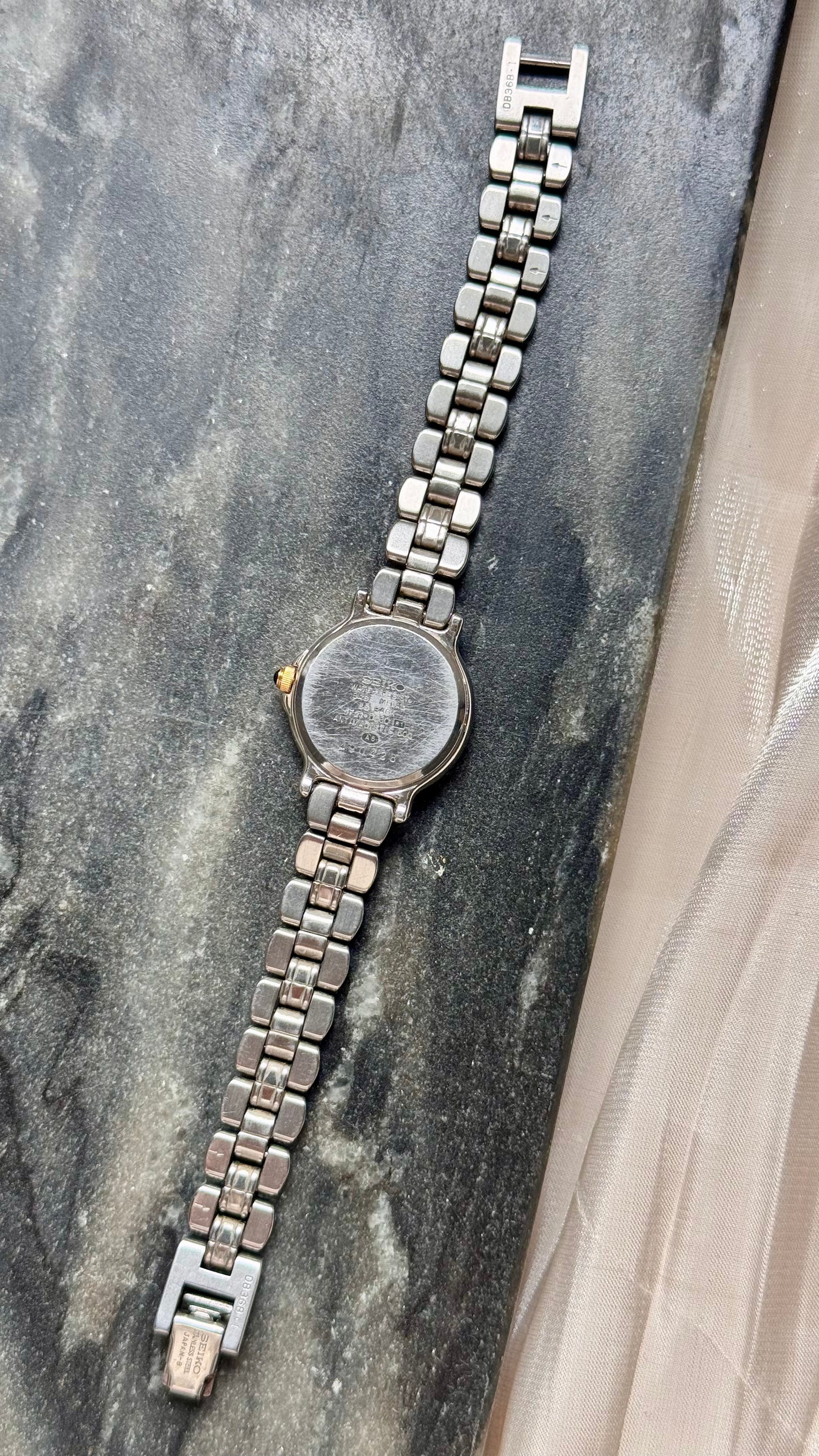 Seiko Lucent 1990s Vintage Watch