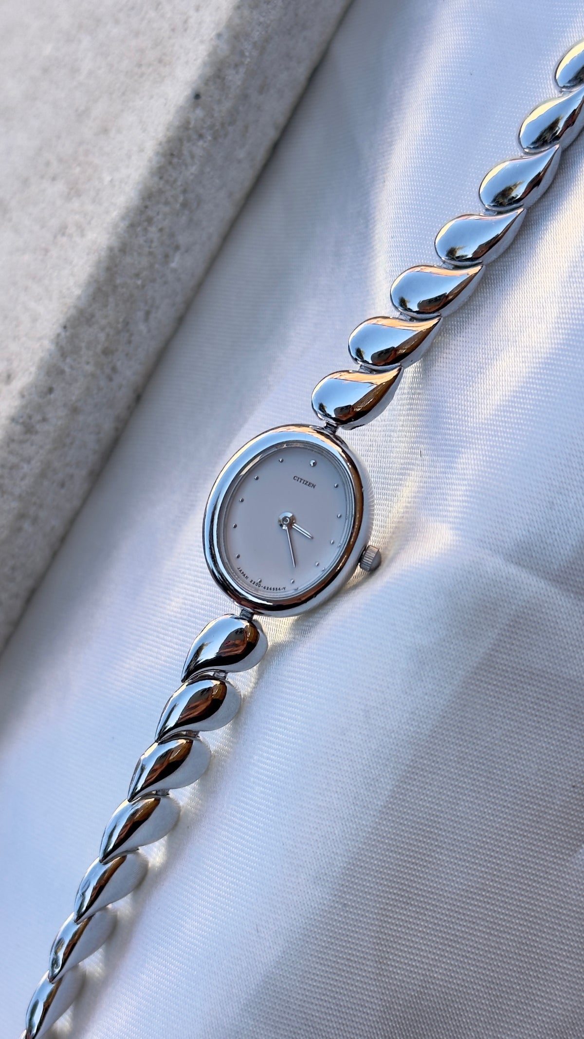 Citizen Vintage Watch 1996 - Teardrop Bracelet
