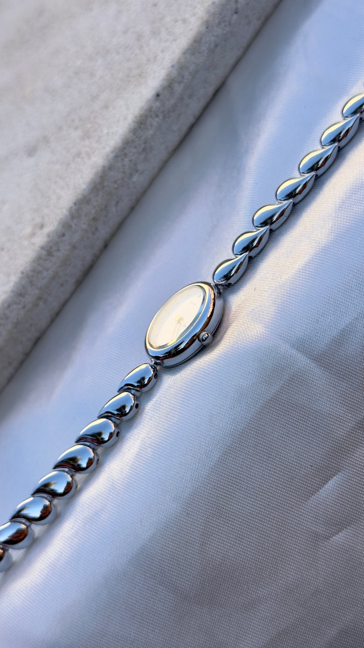 Citizen Vintage Watch 1996 - Teardrop Bracelet
