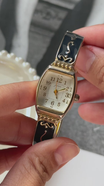Jaxis Citizen bangle vintage watch
