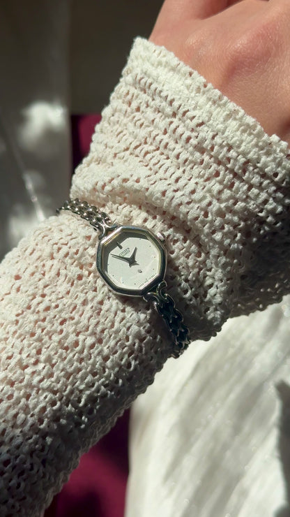 Citizen Dainty Bracelet Vintage Watch 1990s