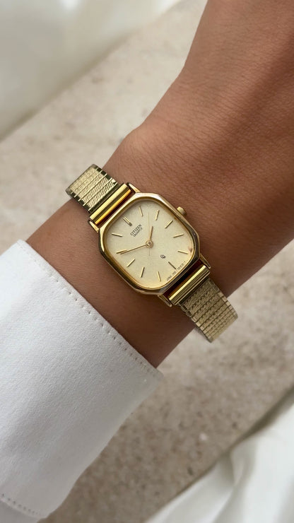 Citizen Vintage Watch 1986 - Cushion case champagne dial, stretch band