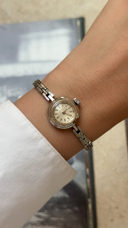 Super Rare 1960s Orient Chanel vintage watch - White gold plated
