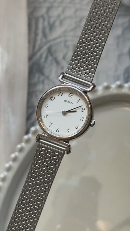 Vintage Seiko 1991 Watch - Adjustable Mesh Strap