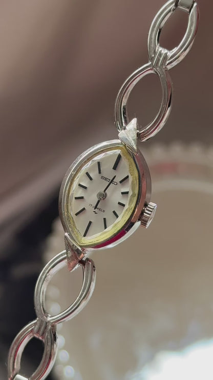 Seiko 1960s manual vintage watch - white gold plated