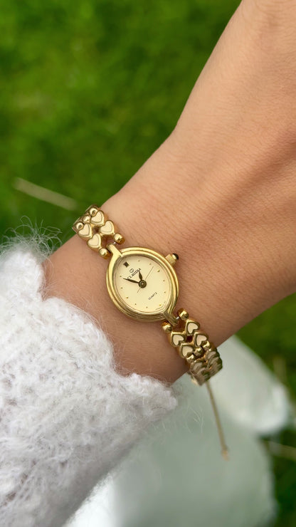Claudia Vintage Watch 1991 - Enameled Heart Bracelet