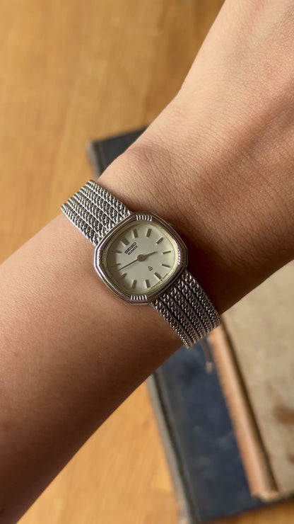 Vintage Seiko Watch 1980 - white gold plated