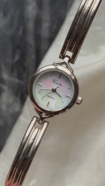 Vanesia Vintage Watch 1990s - Mother of Pearl Dial