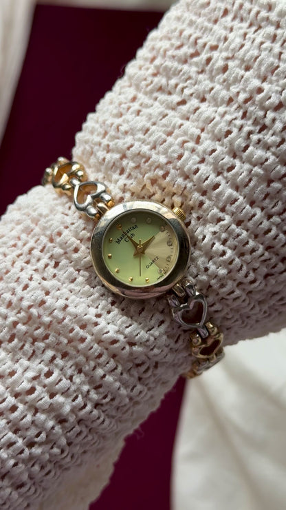 Vintage Manhattan Club Watch 1990s