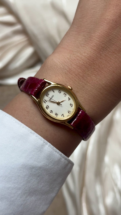 Seiko 1994 Oval Dial Vintage Watch - 18k Gold Plated - Original Buckle and Bracelet