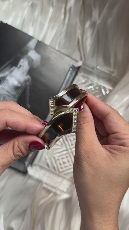 Plaisir Peekaboo vintage watch