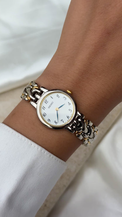 Seiko 1997 Vintage Watch - Sculpted Bracelet