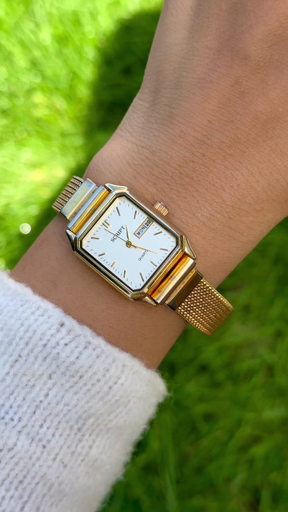 Citizen Script Vintage Tank Watch 1990s - Gold plated, stretch band