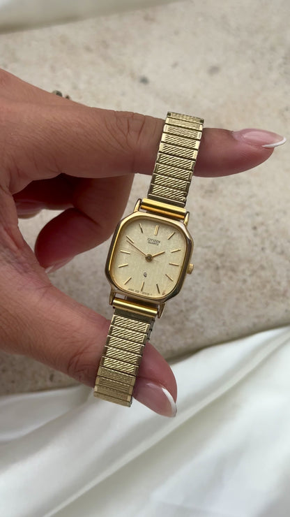 Citizen Vintage Watch 1986 - Cushion case champagne dial, stretch band